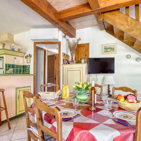 Holiday home Le Brulat By Interhome